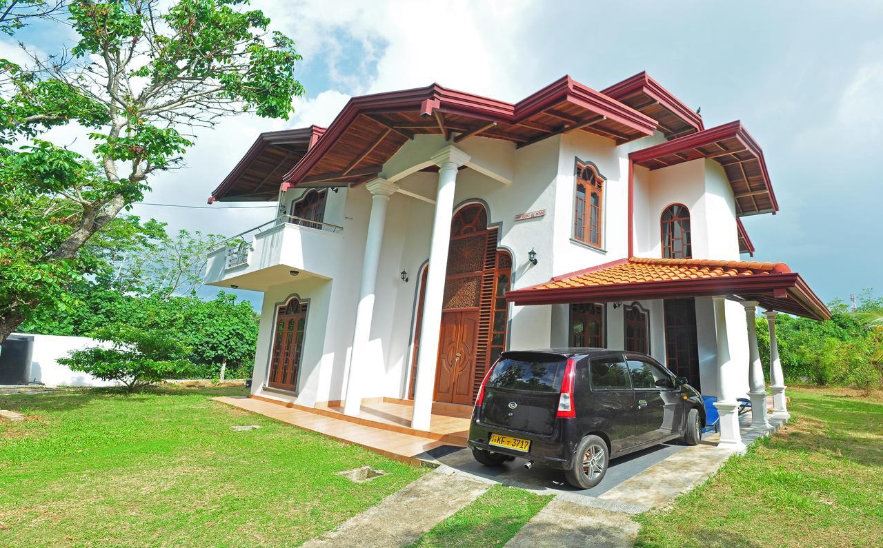 Falcon Villa Induruwa Dış mekan fotoğraf